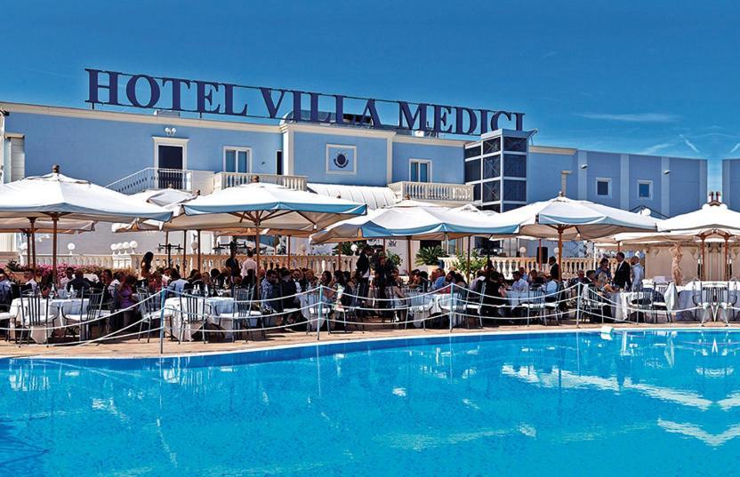 Hotel Villa Medici Rocca San Giovanni Eksteriør billede