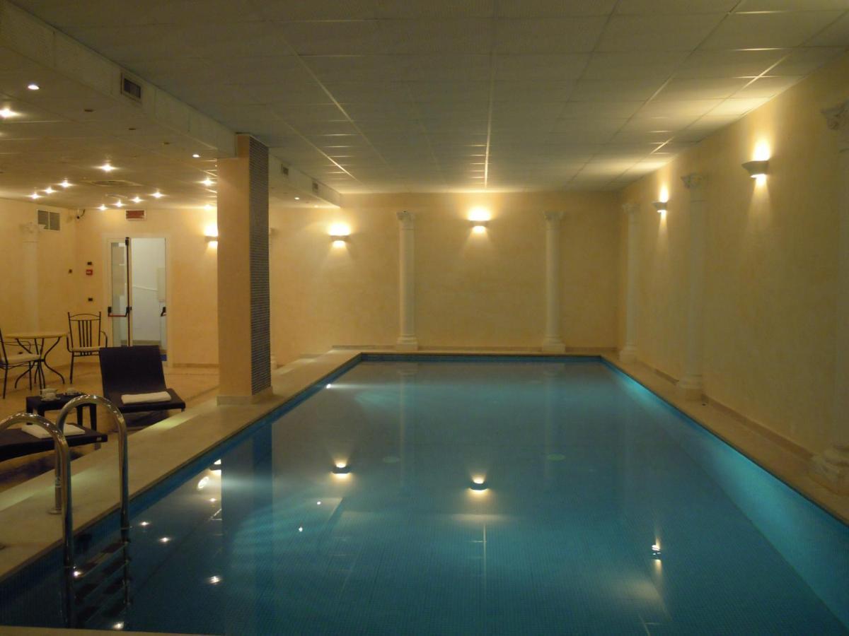Hotel Villa Medici Rocca San Giovanni Eksteriør billede