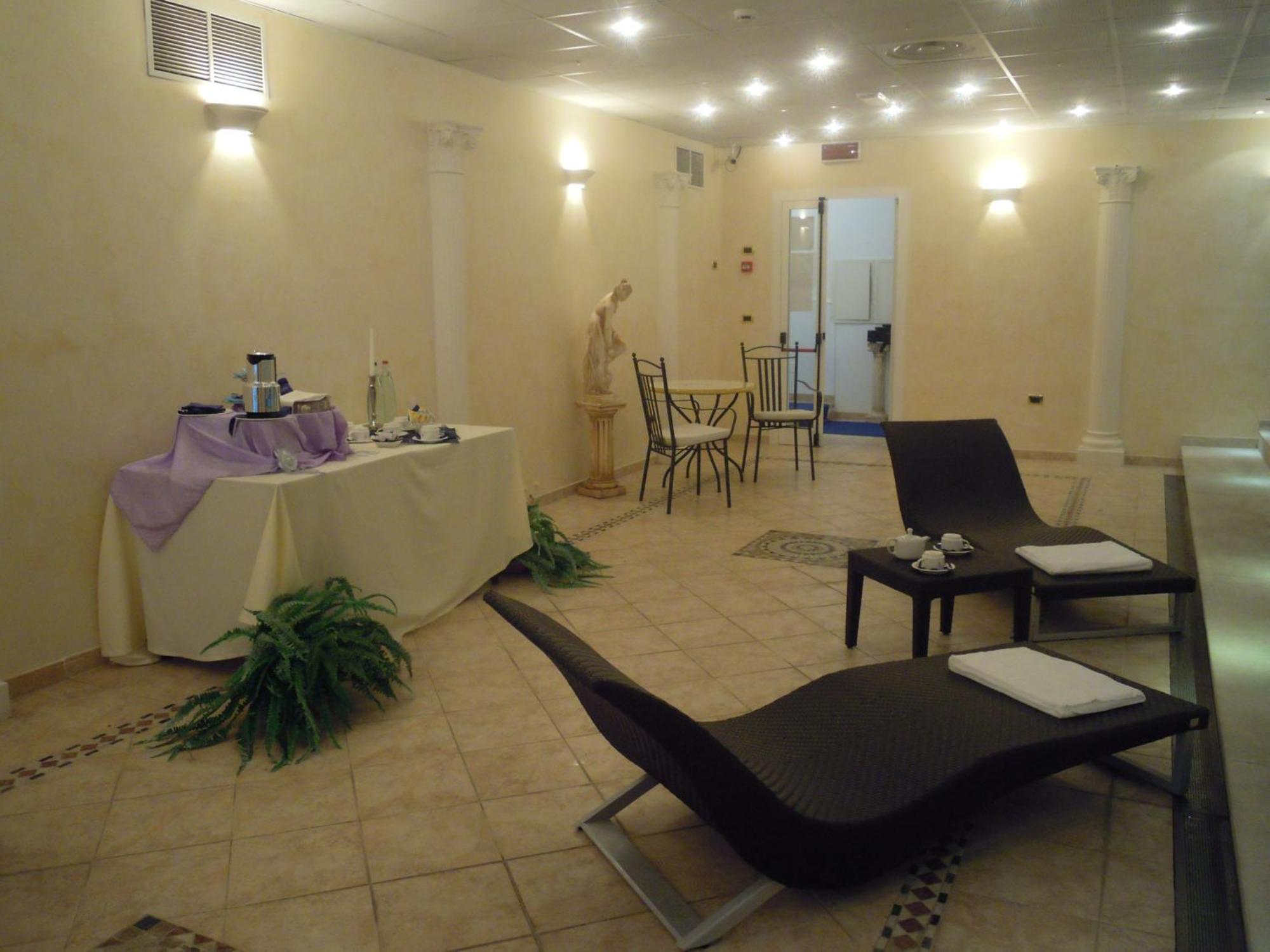 Hotel Villa Medici Rocca San Giovanni Eksteriør billede