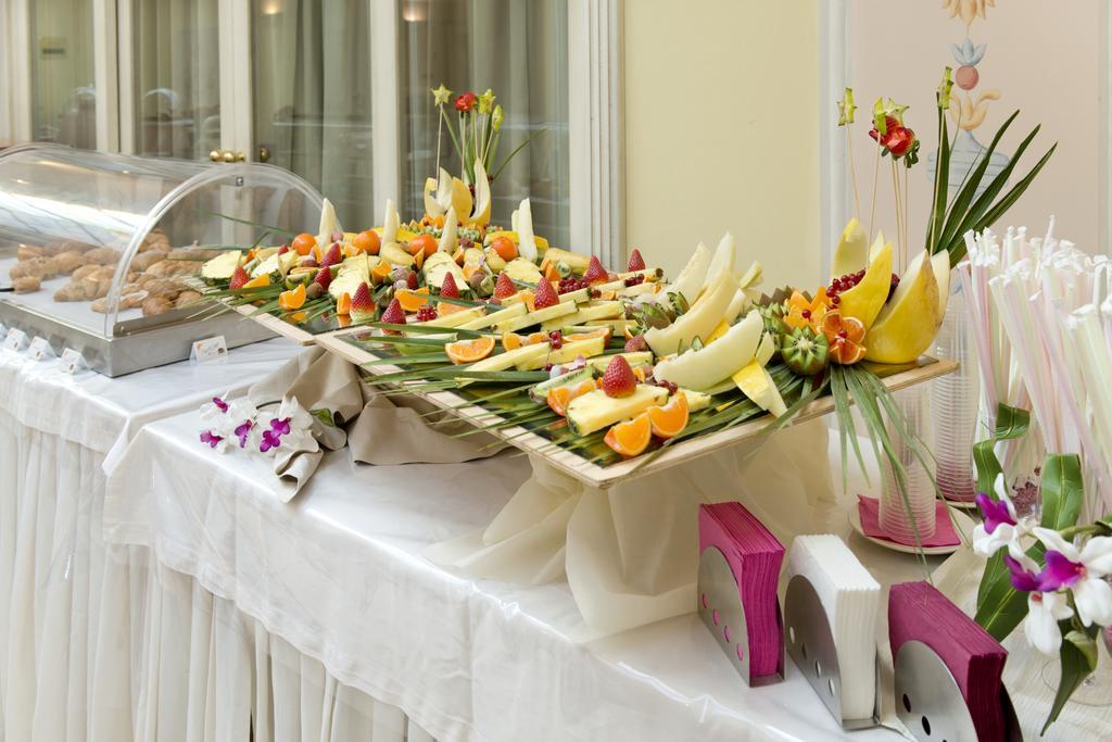 Hotel Villa Medici Rocca San Giovanni Eksteriør billede