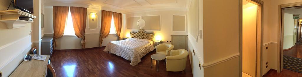 Hotel Villa Medici Rocca San Giovanni Eksteriør billede