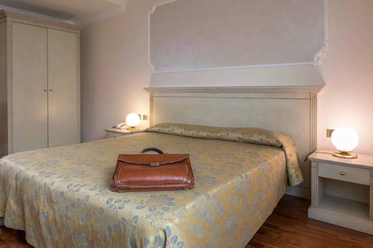 Hotel Villa Medici Rocca San Giovanni Eksteriør billede