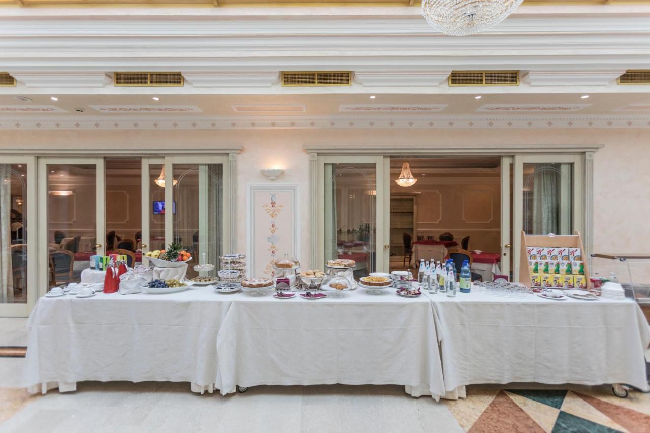 Hotel Villa Medici Rocca San Giovanni Eksteriør billede
